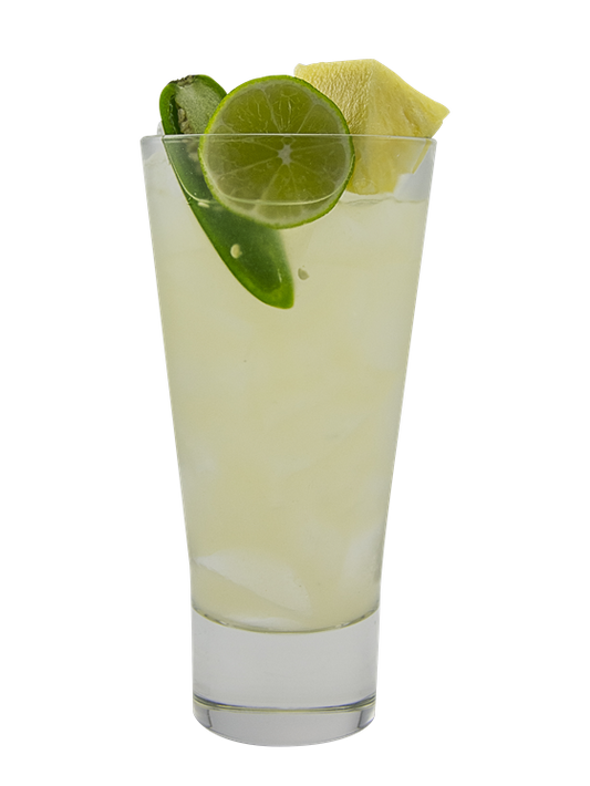 Margarita de piña y jalapeño